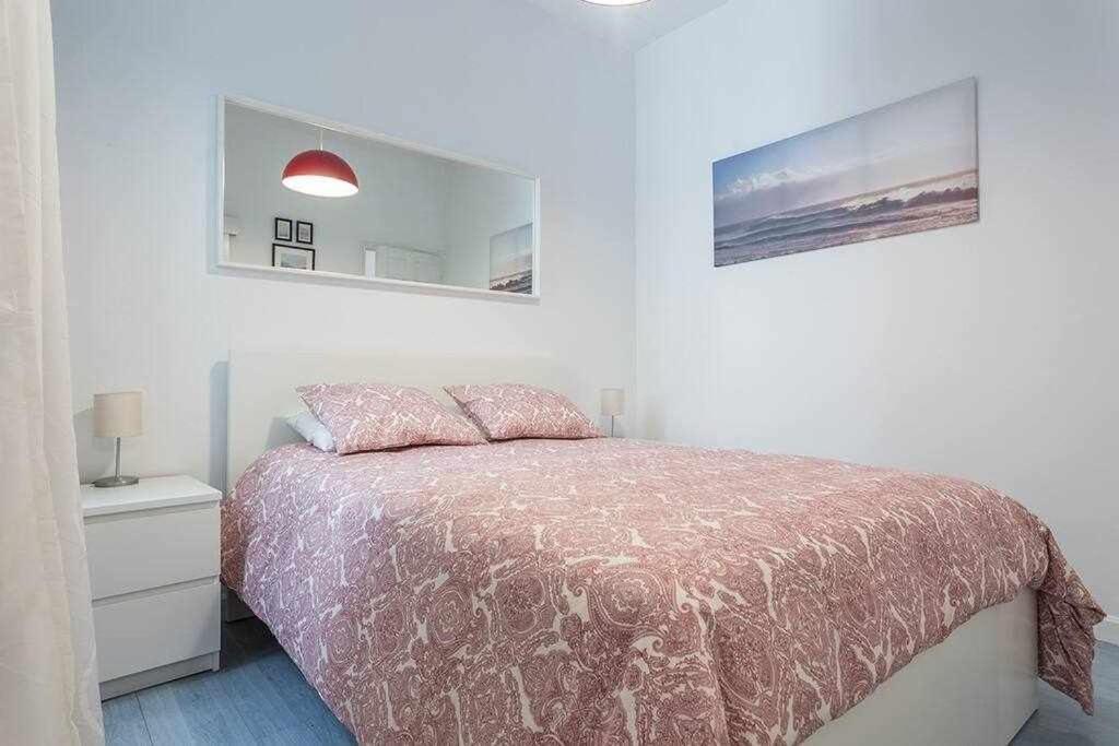 Apartamento Confortable En Atocha Apartment Madrid Exterior photo